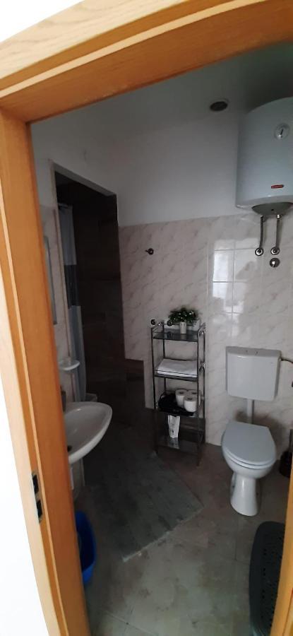 Appartamento Vikula Duće Esterno foto